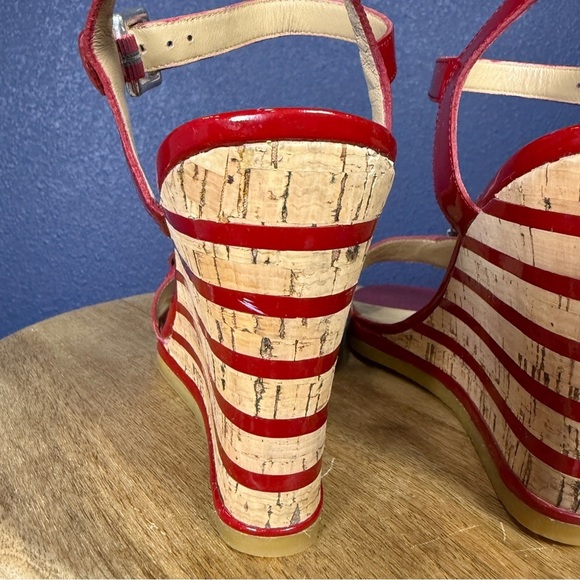 Michael Kors "Pacific" Patent Leather Striped Slingback Wedge Sandals, Size 10 - Picture 4 of 9